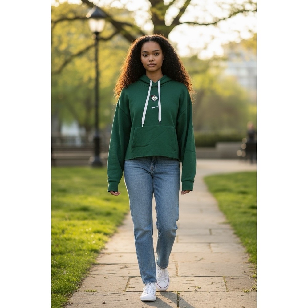 Nike Boston-Celtics basketball Cropped Hoodie Women's Sweater Size XL